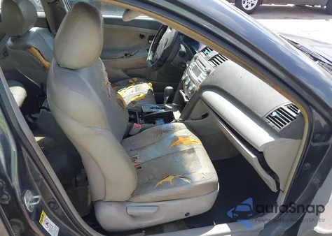 2009 Toyota Camry Le z USA, uszkodzony, nr VIN 4T1BE46K79U862658